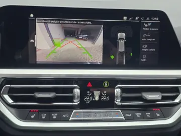 BMW Seria 3 330e xDrive Aut. Luxury Line