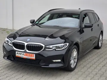 BMW Seria 3 330e xDrive Aut. Luxury Line