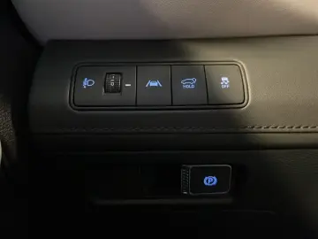 HYUNDAI SANTA FE SEVEN SIGNATURE 2.2 CRDi  NAVI PANO MEM