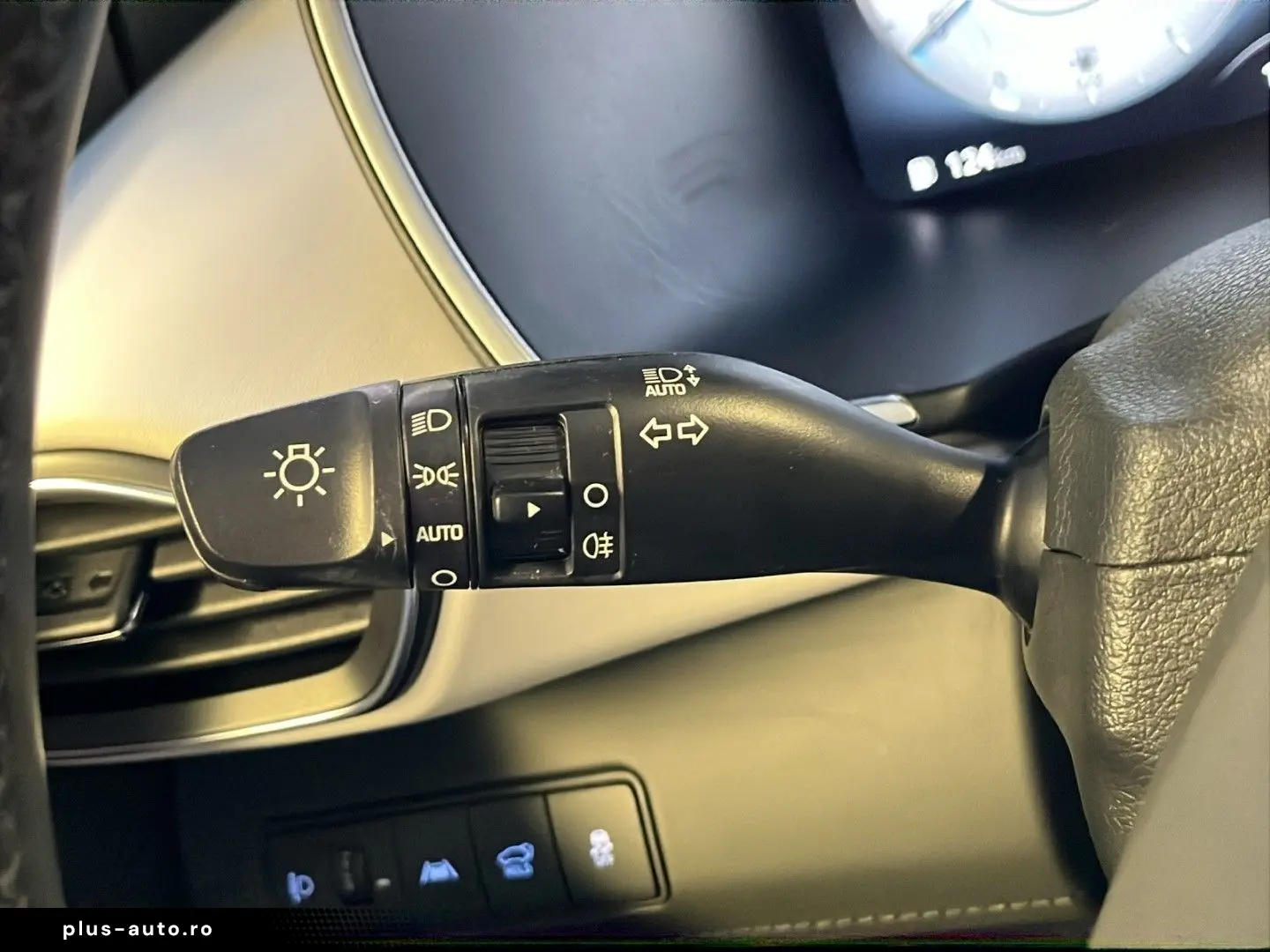 HYUNDAI SANTA FE SEVEN SIGNATURE 2.2 CRDi  NAVI PANO MEM