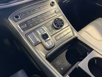 HYUNDAI SANTA FE SEVEN SIGNATURE 2.2 CRDi  NAVI PANO MEM