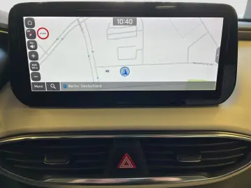 HYUNDAI SANTA FE SEVEN SIGNATURE 2.2 CRDi  NAVI PANO MEM