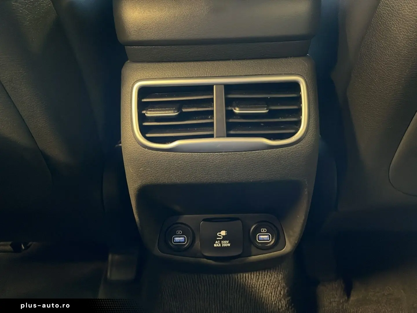 HYUNDAI SANTA FE SEVEN SIGNATURE 2.2 CRDi  NAVI PANO MEM