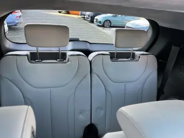 HYUNDAI SANTA FE SEVEN SIGNATURE 2.2 CRDi  NAVI PANO MEM