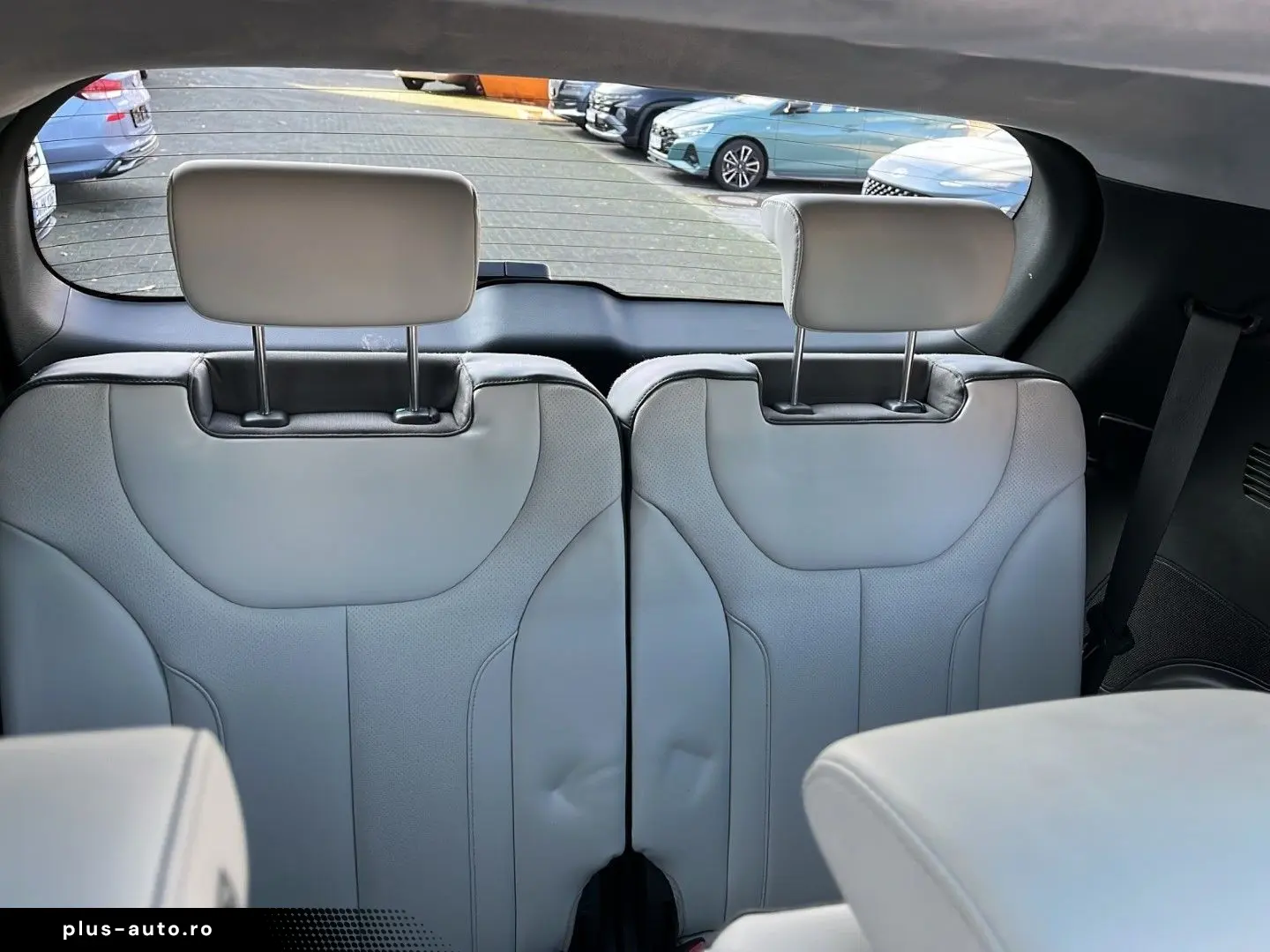 HYUNDAI SANTA FE SEVEN SIGNATURE 2.2 CRDi  NAVI PANO MEM