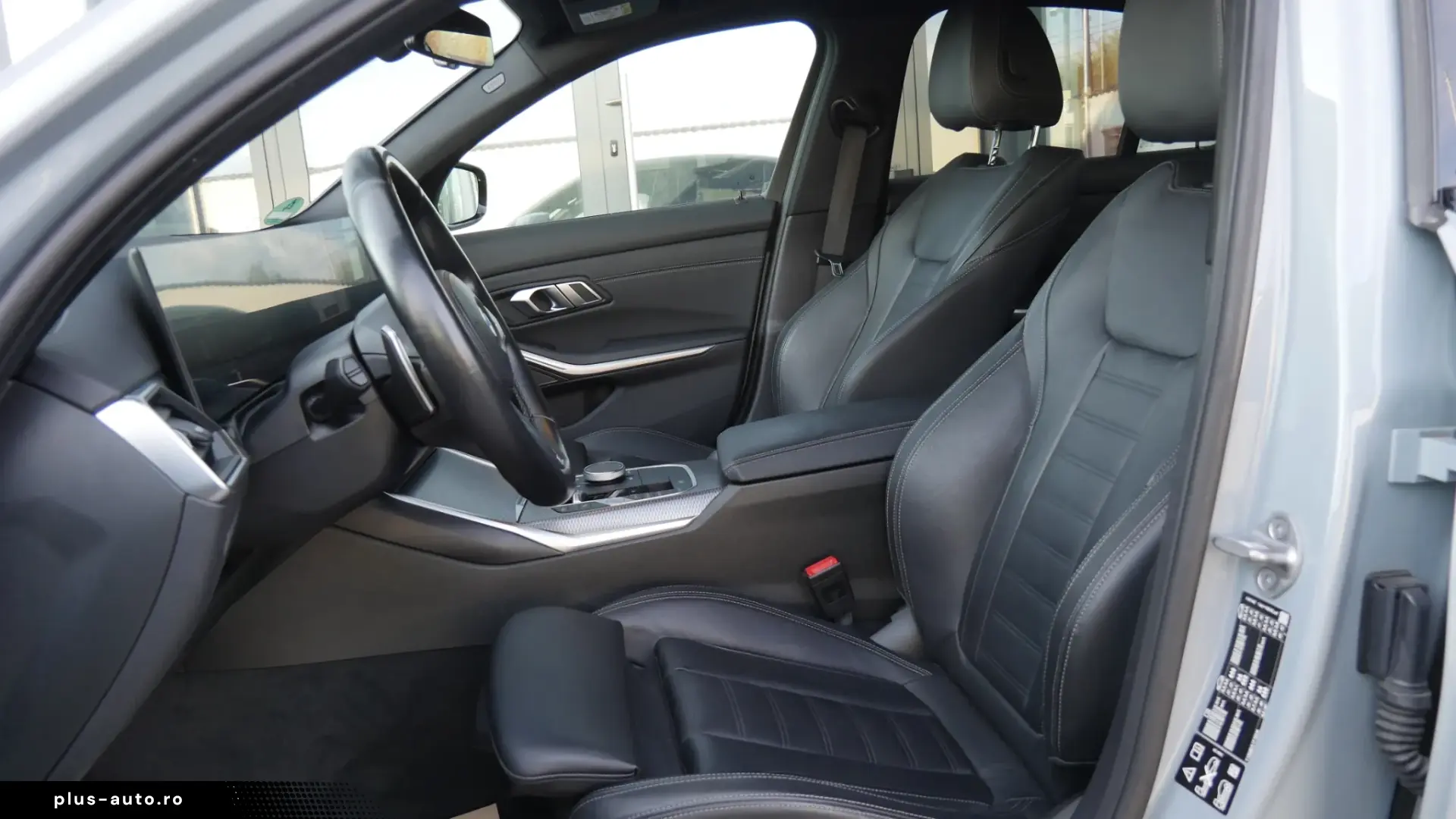 BMW Seria 3 320d xDrive AT M Sport