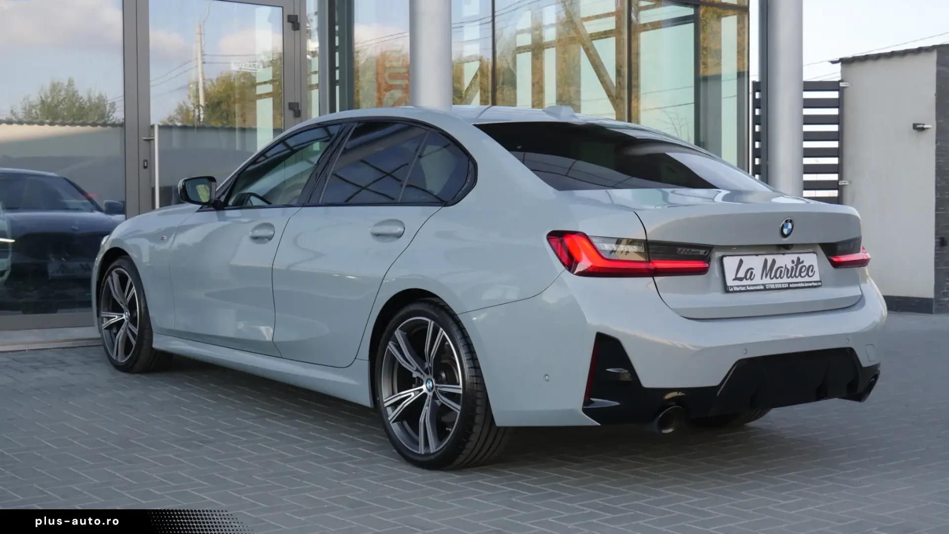 BMW Seria 3 320d xDrive AT M Sport