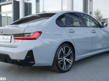 BMW Seria 3 320d xDrive AT M Sport