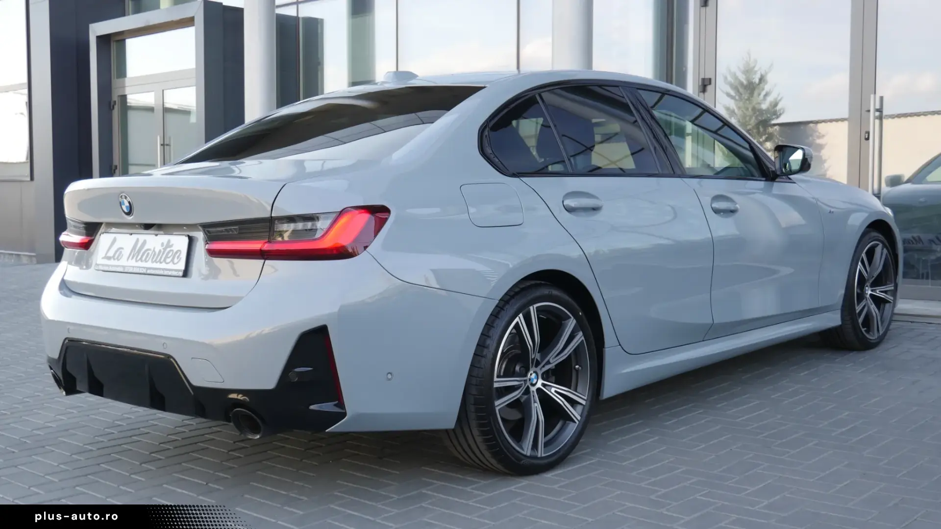 BMW Seria 3 320d xDrive AT M Sport
