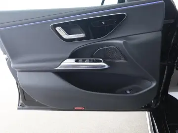 Mercedes-Benz E 300e T AMG Line Advanced