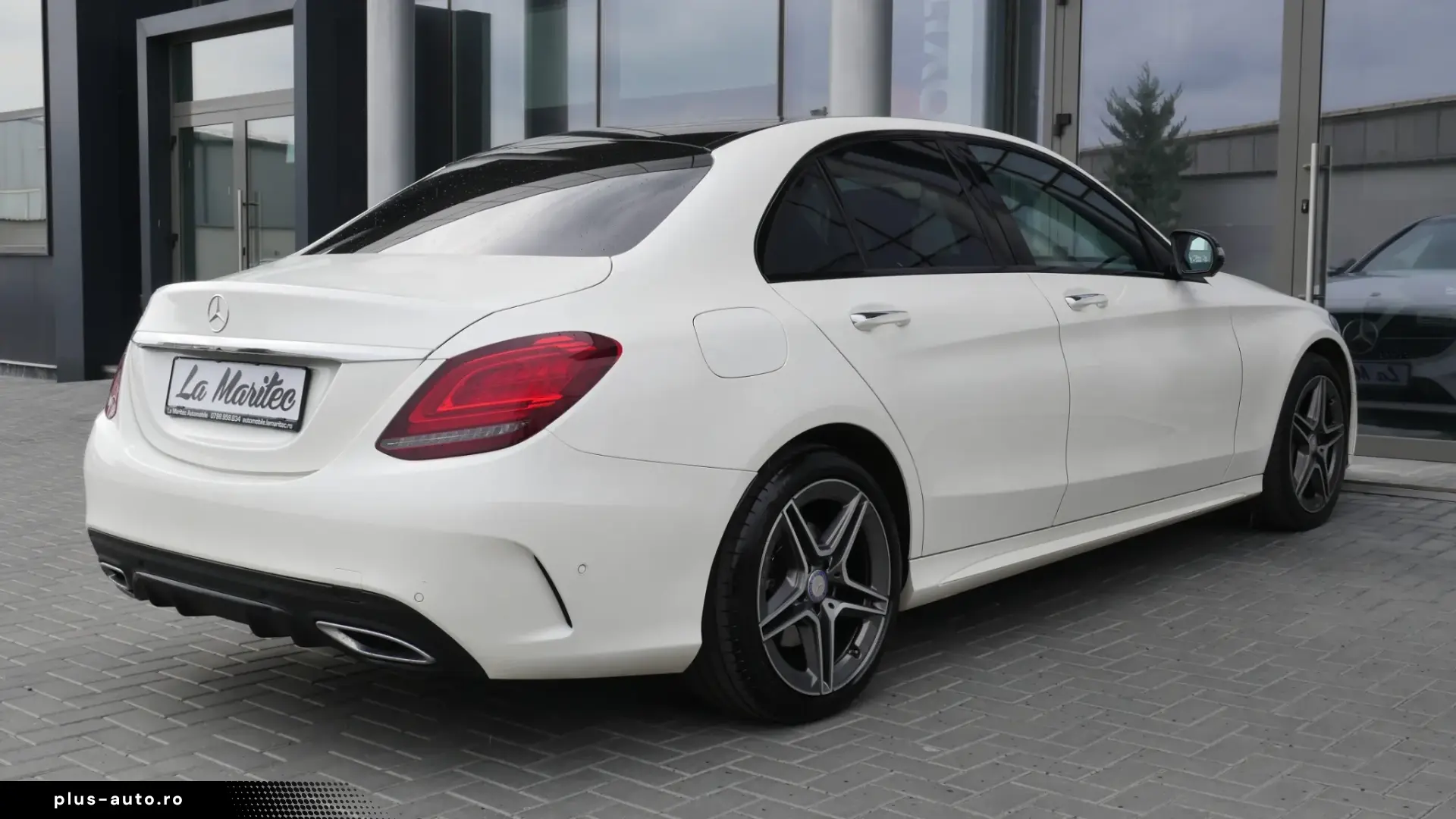 Mercedes-Benz C 300 d 4Matic 9G-TRONIC AMG Line