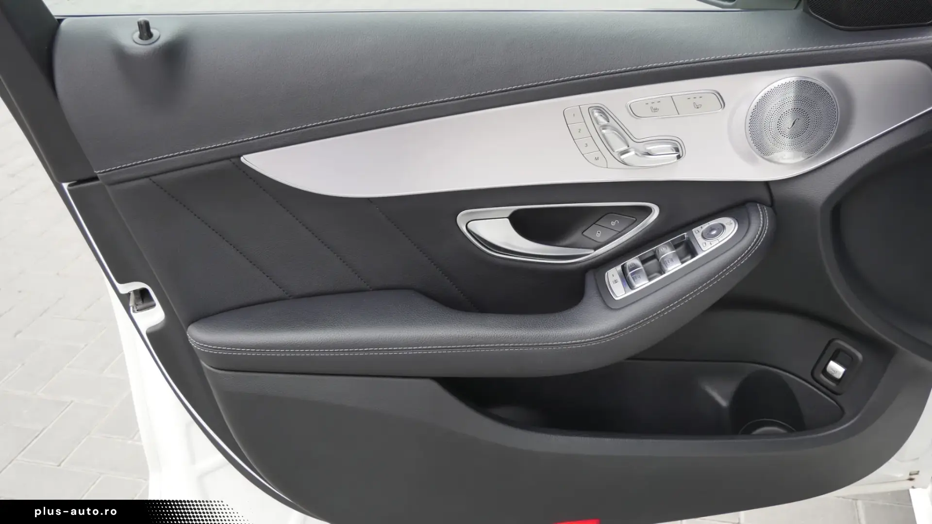 Mercedes-Benz C 300 d 4Matic 9G-TRONIC AMG Line