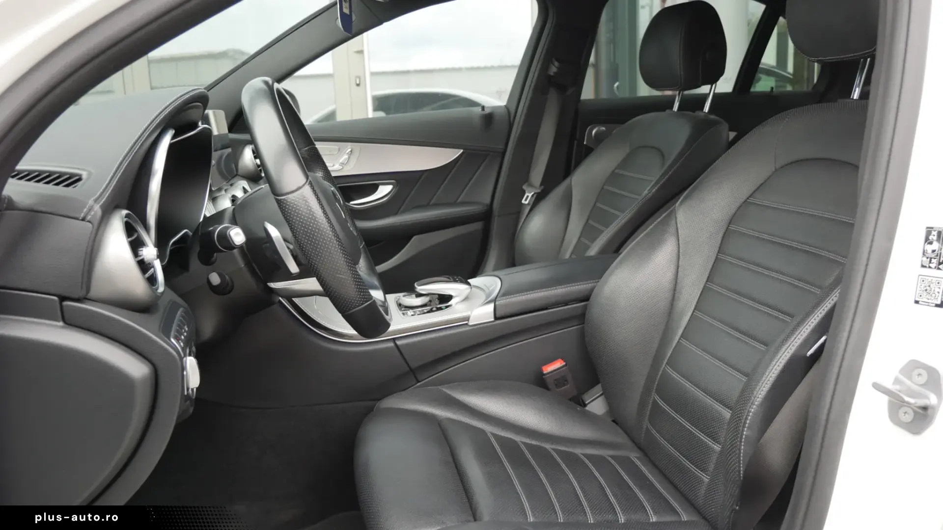 Mercedes-Benz C 300 d 4Matic 9G-TRONIC AMG Line