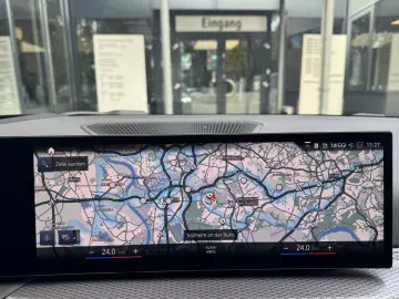 BMW 330e xDrive Limo M Sport