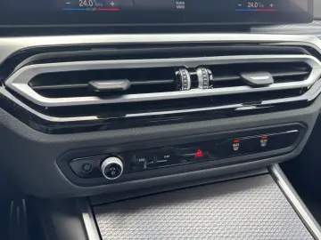 BMW 330e xDrive Limo M Sport