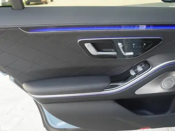 Mercedes-Benz S 500 4MATIC L 9G-TRONIC