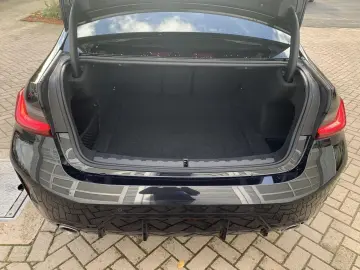 BMW 330i xDrive M Sport