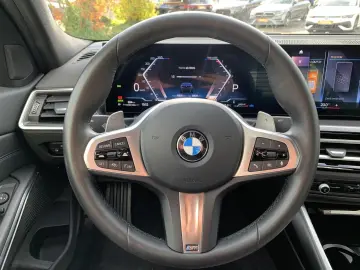 BMW 330i xDrive M Sport