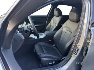 BMW 330e xDrive Limousine M Sport