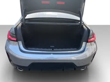 BMW 330e xDrive Limousine M Sport