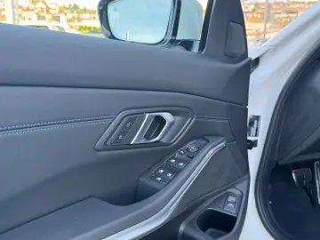 BMW 330 ixDrive M Sport