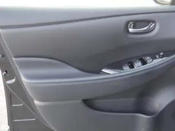 Nissan LEAF 40 kWh Tekna