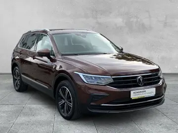 VW Tiguan 2.0 TDI 4MOTION LIFE DSG ACC 4MOTION SHZ