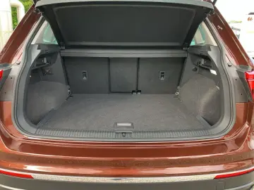 VW Tiguan 2.0 TDI 4MOTION LIFE DSG ACC 4MOTION SHZ
