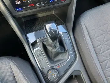 VW Tiguan 2.0 TDI 4MOTION LIFE DSG ACC 4MOTION SHZ