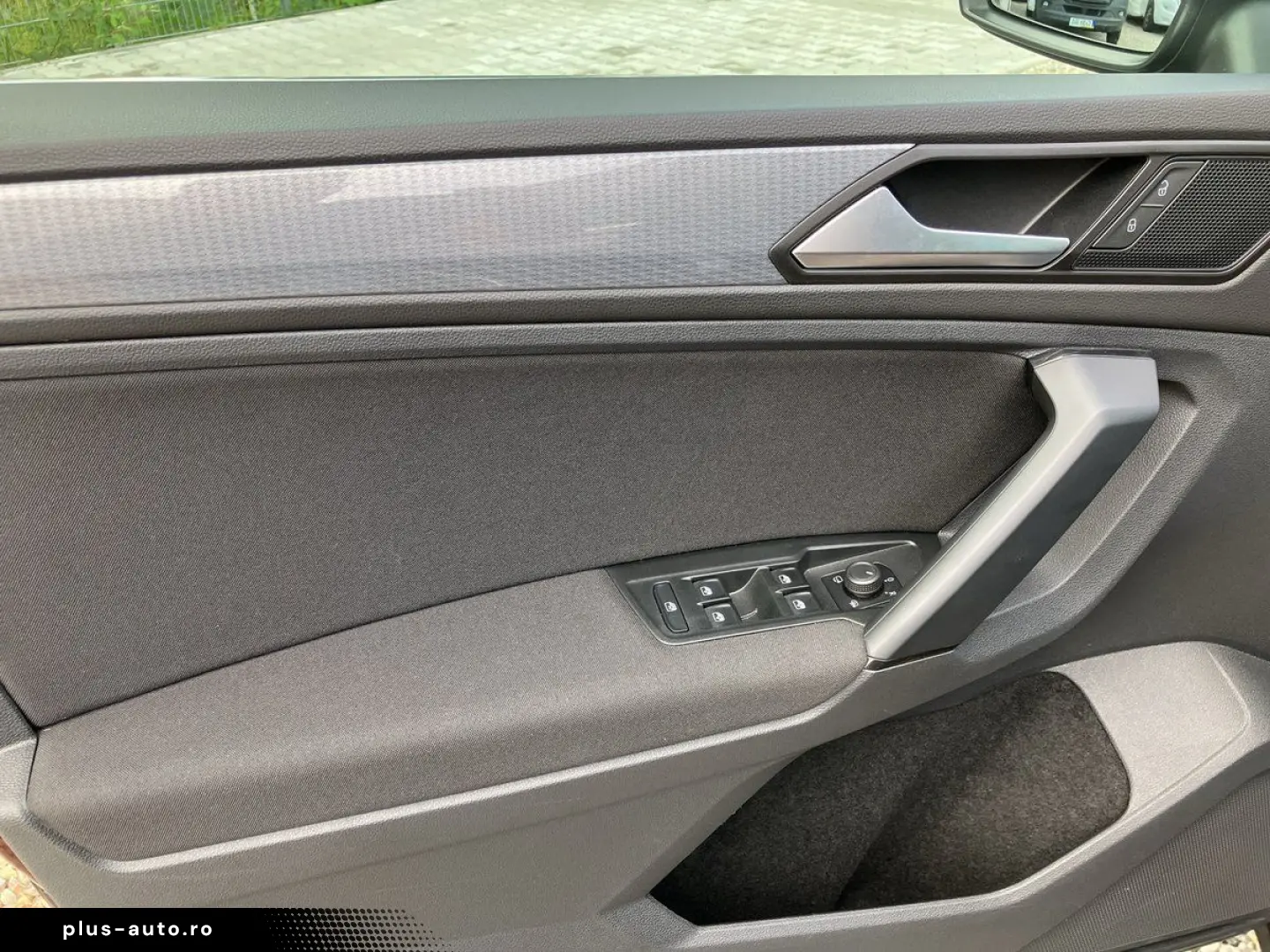 VW Tiguan 2.0 TDI 4MOTION LIFE DSG ACC 4MOTION SHZ