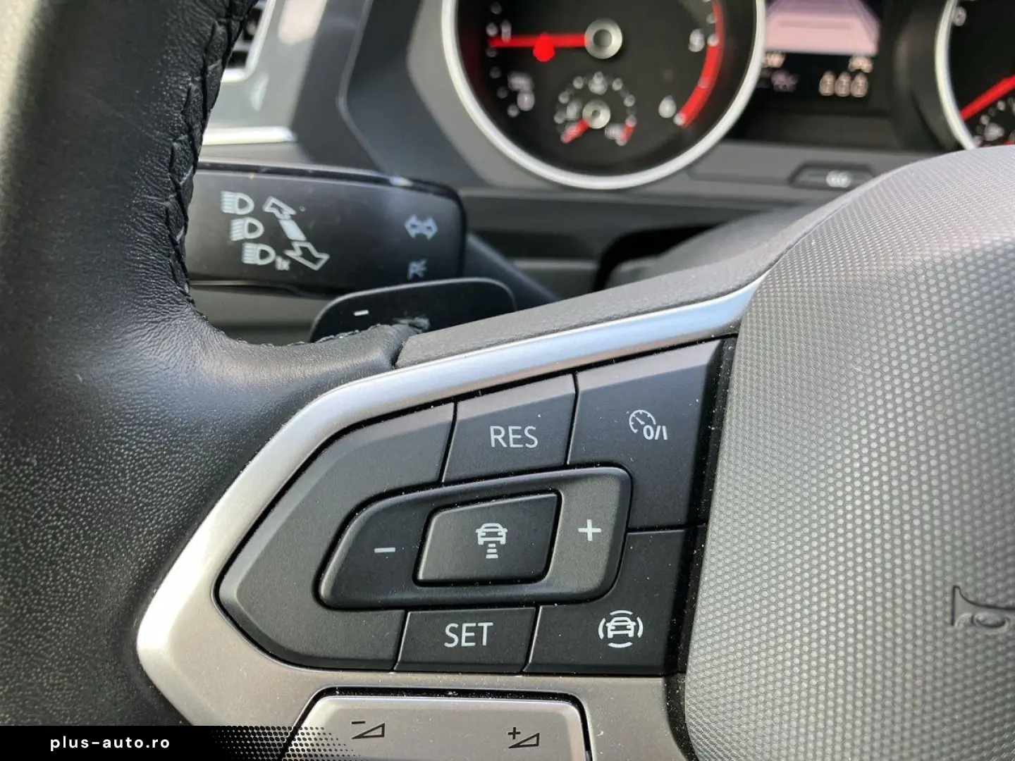 VW Tiguan 2.0 TDI 4MOTION LIFE DSG ACC 4MOTION SHZ