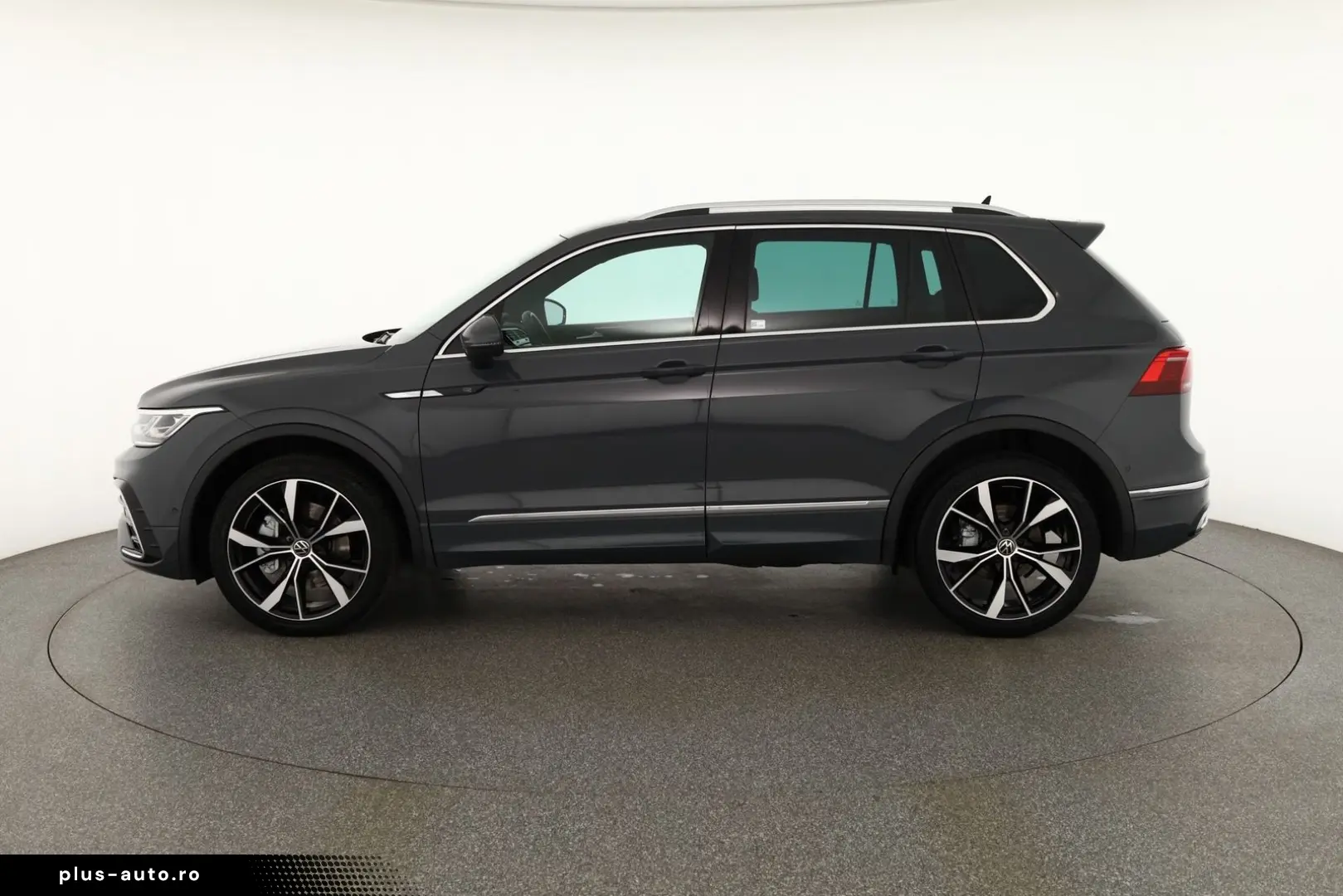VW Tiguan 2.0 TDI 4Motion R-Line LED Navi ACC AHK