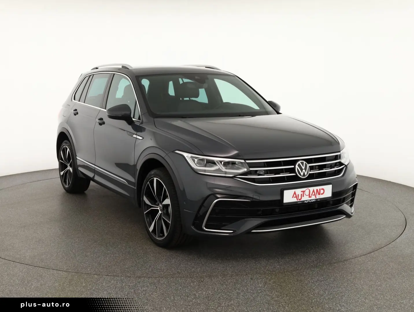 VW Tiguan 2.0 TDI 4Motion R-Line LED Navi ACC AHK