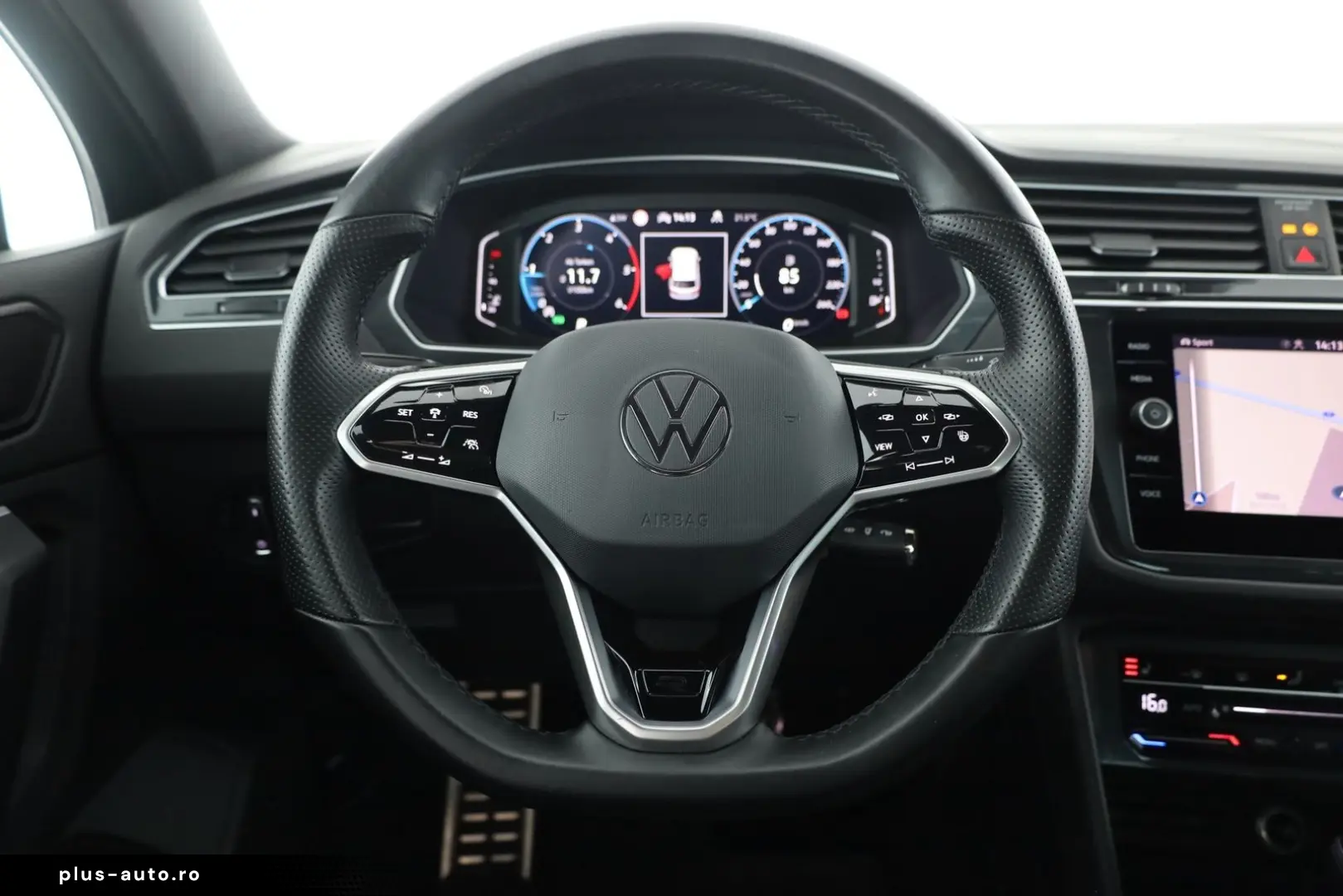 VW Tiguan 2.0 TDI 4Motion R-Line LED Navi ACC AHK