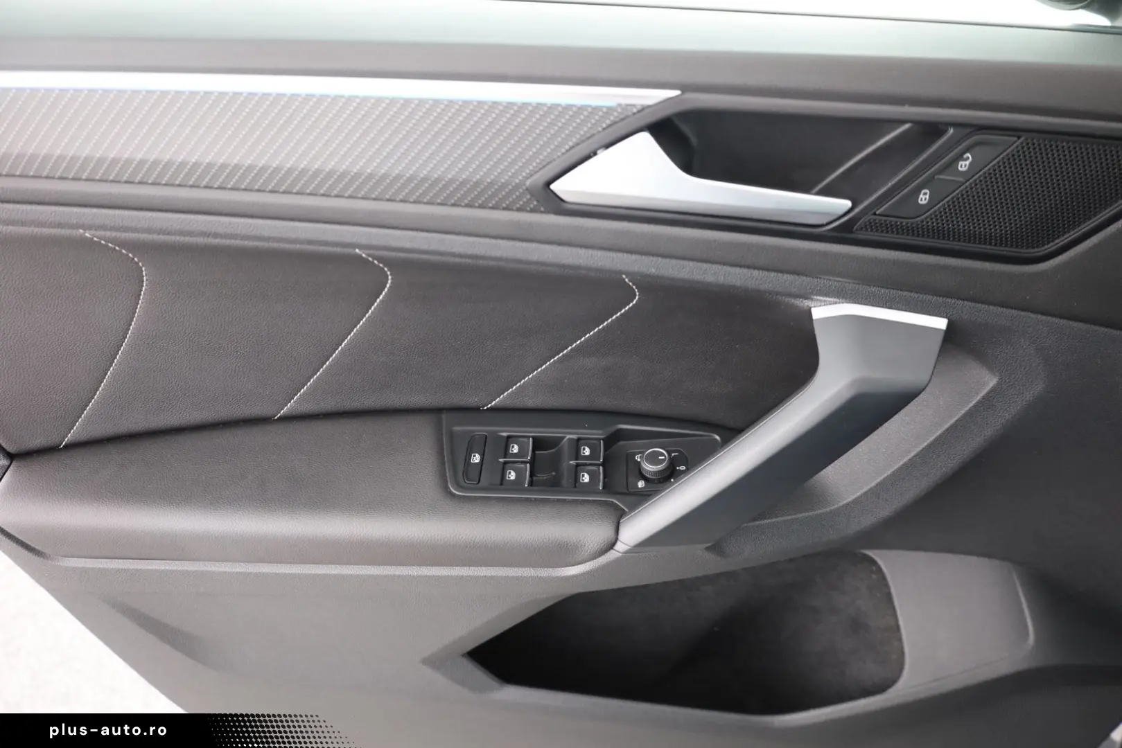 VW Tiguan 2.0 TDI 4Motion R-Line LED Navi ACC AHK