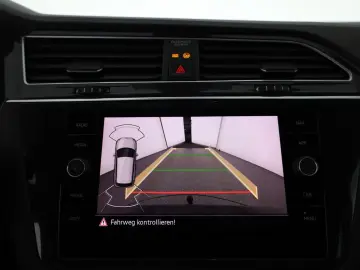 VW Tiguan 2.0 TDI 4Motion R-Line LED Navi ACC AHK