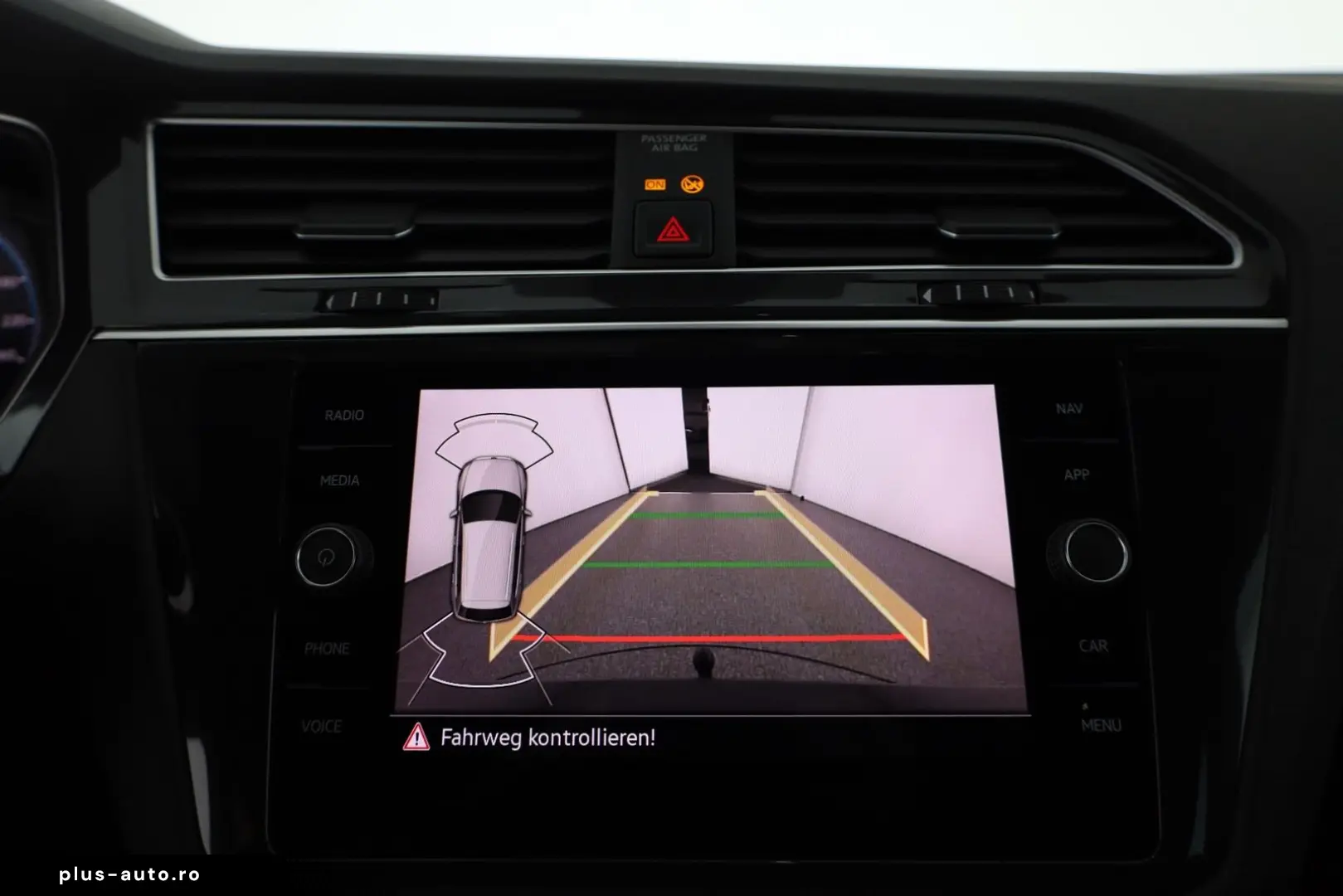 VW Tiguan 2.0 TDI 4Motion R-Line LED Navi ACC AHK