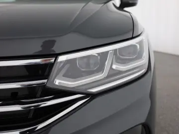 VW Tiguan 2.0 TDI 4Motion R-Line LED Navi ACC AHK