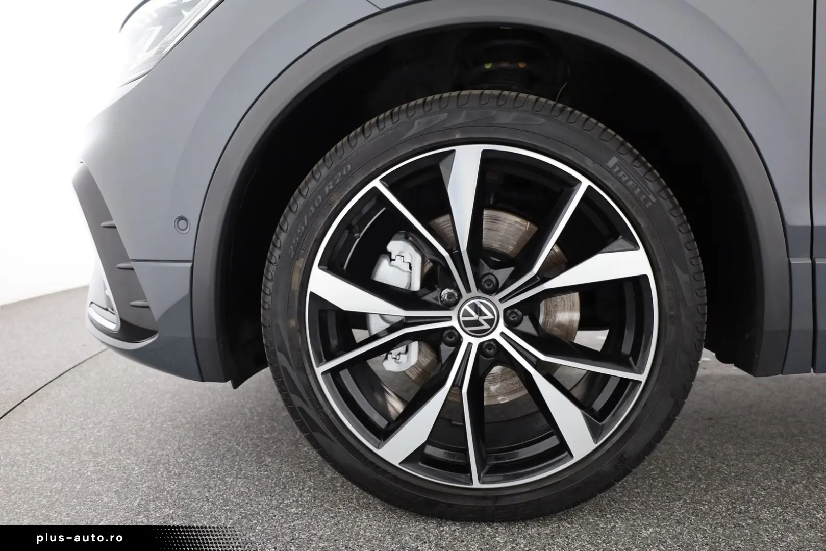 VW Tiguan 2.0 TDI 4Motion R-Line LED Navi ACC AHK