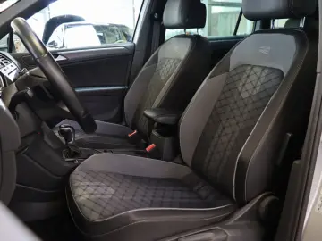 VW Tiguan 2.0 TDI R-Line 4Motion AHK   Standheizung