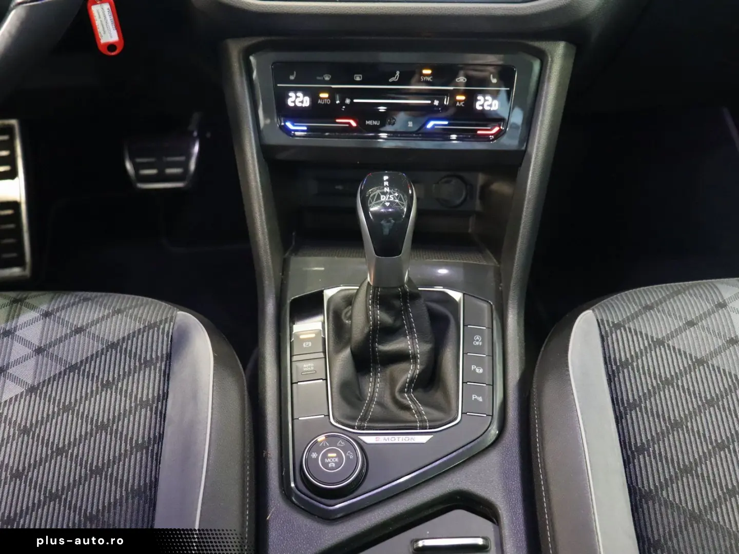 VW Tiguan 2.0 TDI R-Line 4Motion AHK   Standheizung