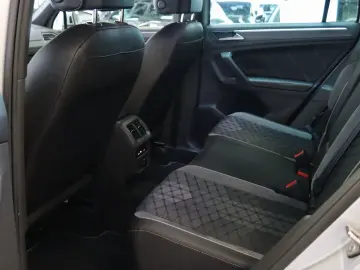 VW Tiguan 2.0 TDI R-Line 4Motion AHK   Standheizung