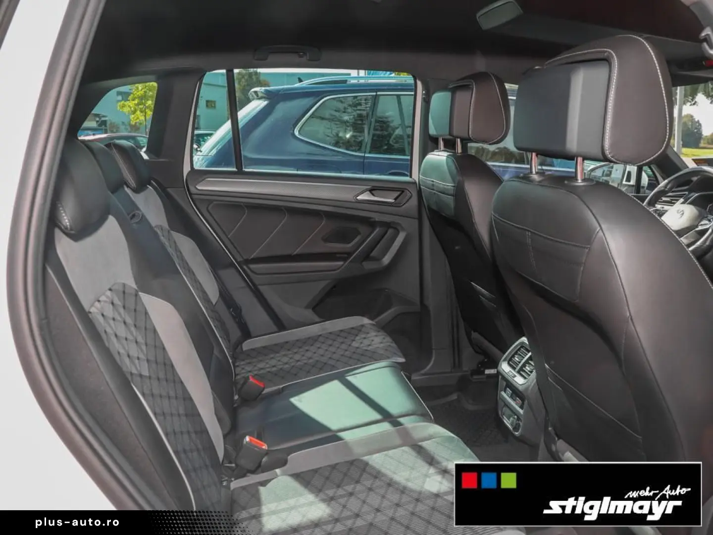 VW Tiguan R-Line 2.0 l TDI 4MOTION DSG  AHK IQLIGHT