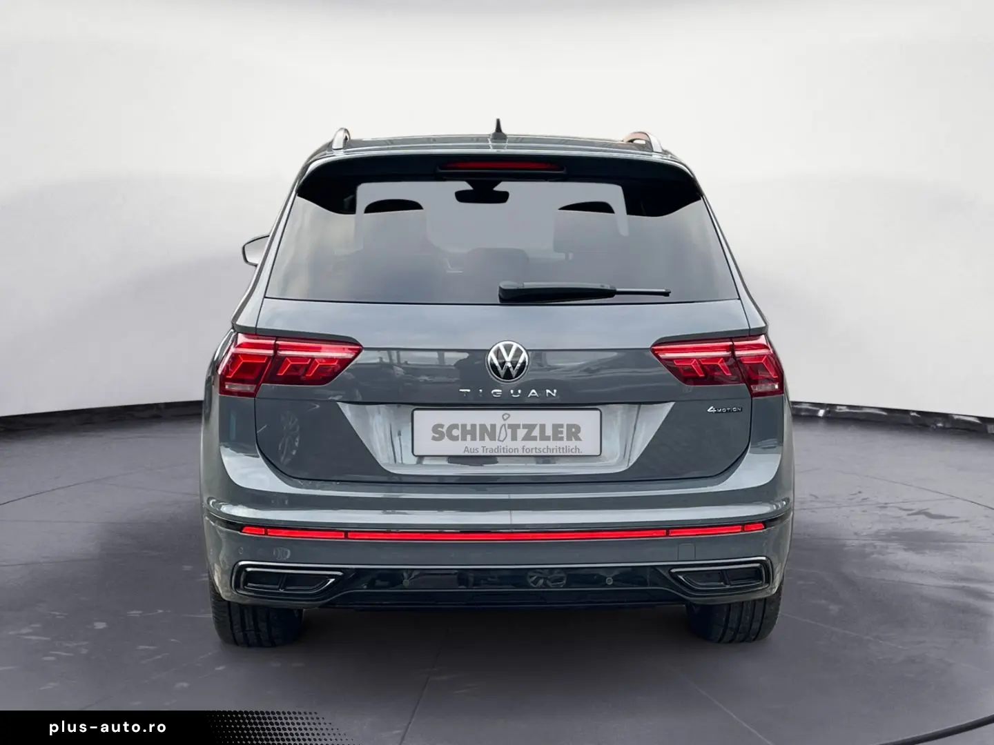 VW Tiguan R-Line 2.0 TDI 4M DSG MATRIX NAVI PDC PAN