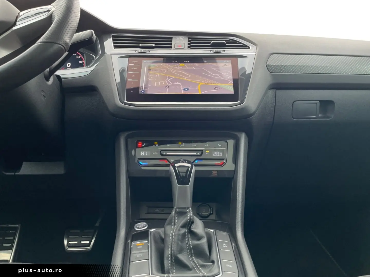 VW Tiguan R-Line 2.0 TDI 4M DSG MATRIX NAVI PDC PAN