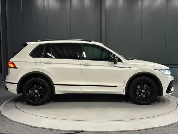 VW Tiguan R-Line 4Motion Black Style 19Zoll  LEDER