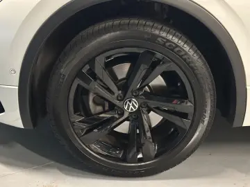 VW Tiguan R-Line 4Motion Black Style 19Zoll  LEDER