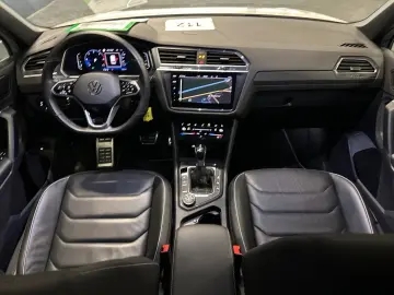 VW Tiguan R-Line 4Motion Black Style 19Zoll  LEDER