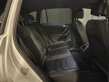 VW Tiguan R-Line 4Motion Black Style 19Zoll  LEDER