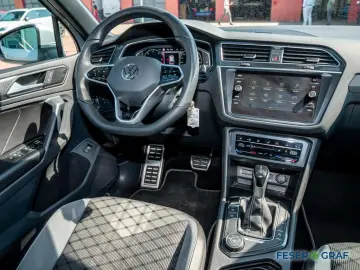 VW Tiguan R-Line 2.0TDI DSG 4M MATRIX ACC NAVI AHK